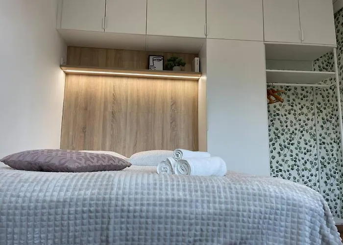 Apartment With A View On Center Park