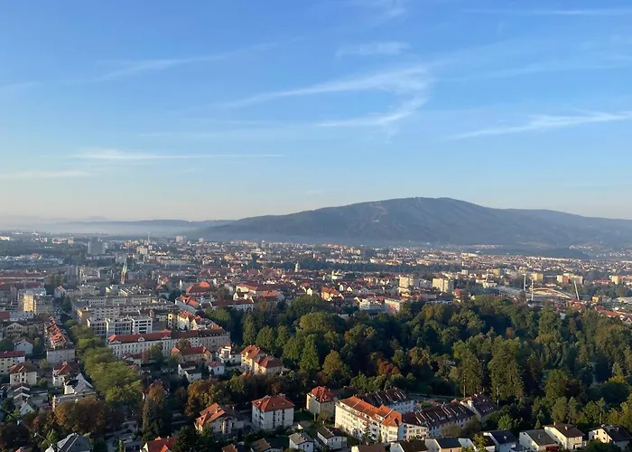 Apartment With A View On Center Park